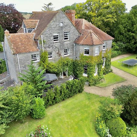 The Mount Somerton Retreat - Nr Bruton, Glastonbury, The Spectacular Wells Cathedral, Millfield School, Leonardo Helicopters, Yeovilton 外观 照片