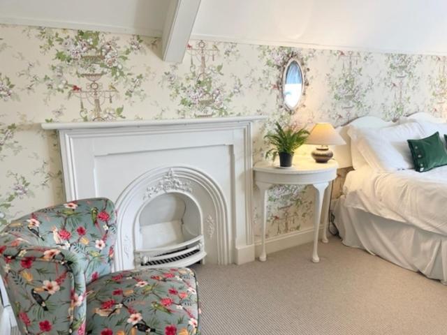 The Mount Somerton Retreat - Nr Bruton, Glastonbury, The Spectacular Wells Cathedral, Millfield School, Leonardo Helicopters, Yeovilton 外观 照片