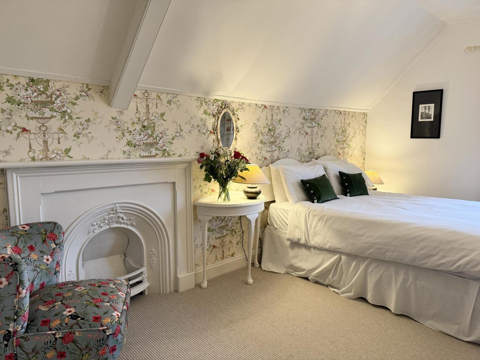 The Mount Somerton Retreat - Nr Bruton, Glastonbury, The Spectacular Wells Cathedral, Millfield School, Leonardo Helicopters, Yeovilton 外观 照片